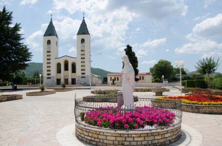 Послание Богородицы, Царицы мира, от 2.04.2018, визионерке Мирьяне Драгичевич-Солдо