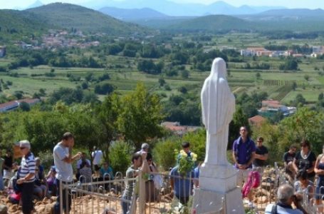 Это благодатное время (Тереза Гажиова)