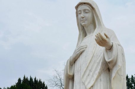 Молитва Скорбных Тайн Розария в первую субботу месяца, 4 апреля 2026 г.